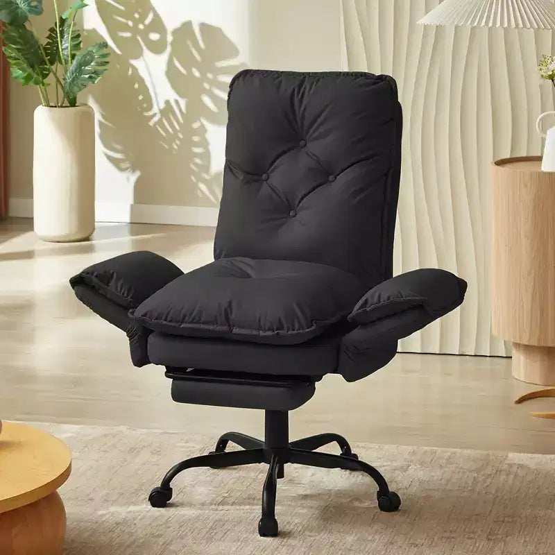 Chaise de bureau avec repose-pieds et accoudoirs relevables, chaise ergonomique à dossier haut croisé avec poches latérales, chaise en cuir à pieds croisés avec roulettes