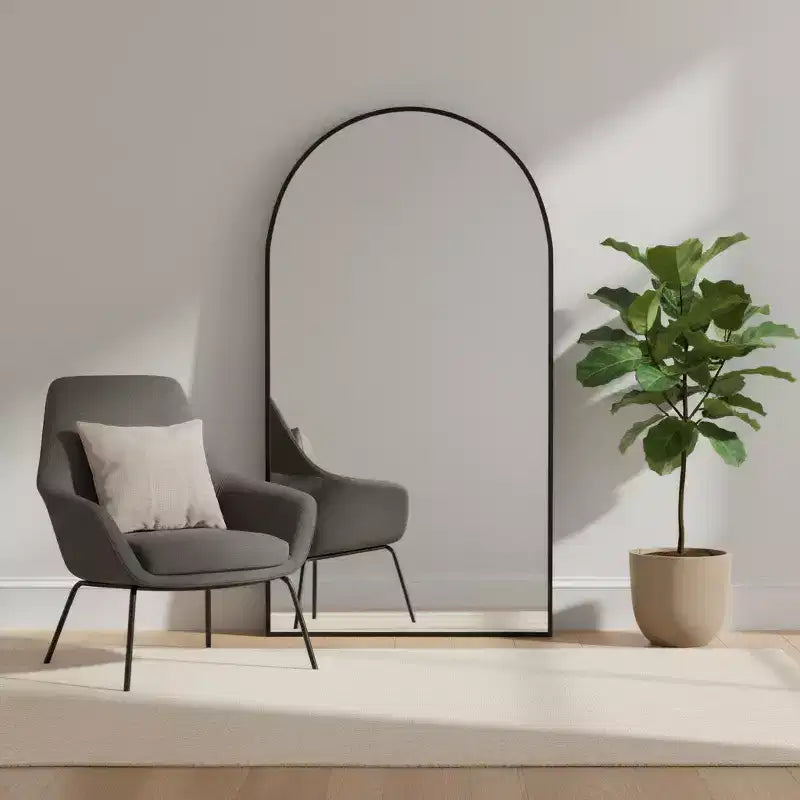 Miroir sur pied plein cadre en arche de métal noir 71